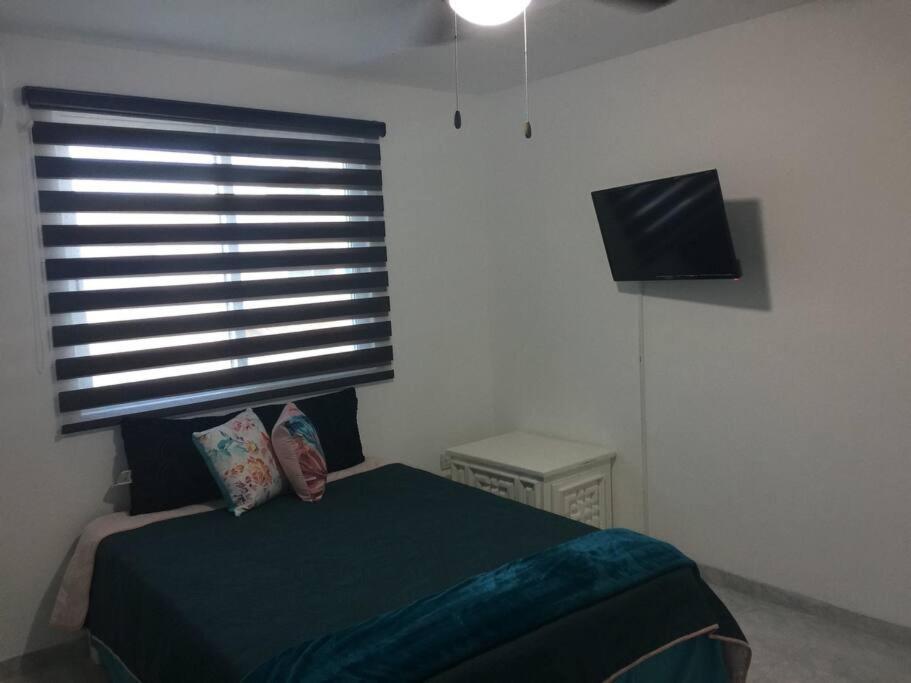 Casa Monik, A Dos Pasos De La Playa Villa Cancún Exteriör bild