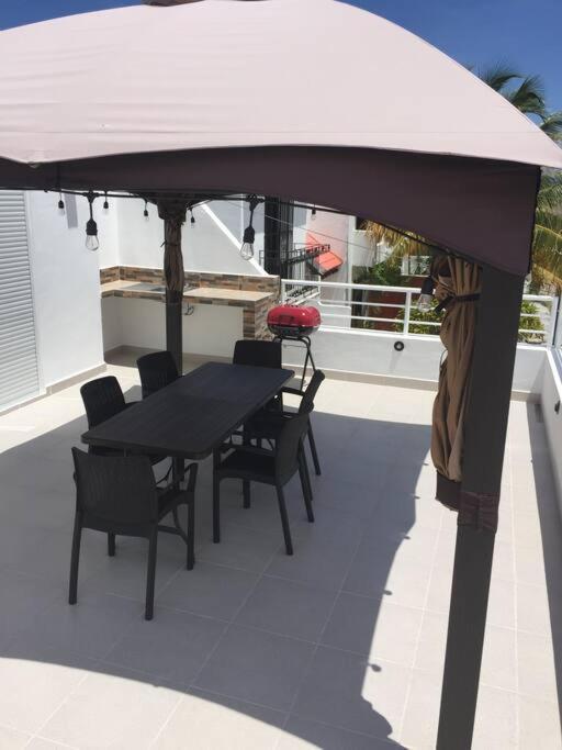 Casa Monik, A Dos Pasos De La Playa Villa Cancún Exteriör bild