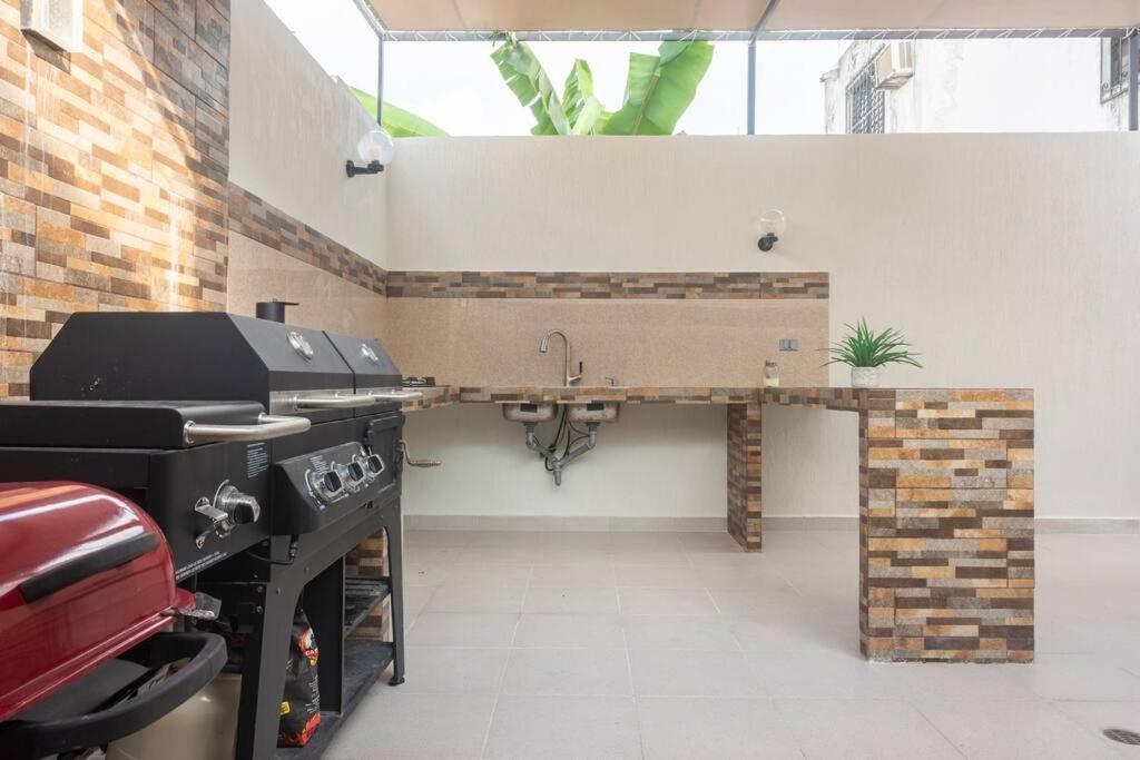 Casa Monik, A Dos Pasos De La Playa Villa Cancún Exteriör bild