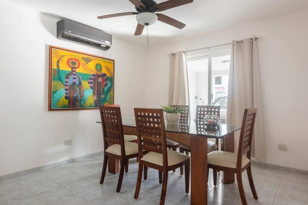 Casa Monik, A Dos Pasos De La Playa Villa Cancún Exteriör bild